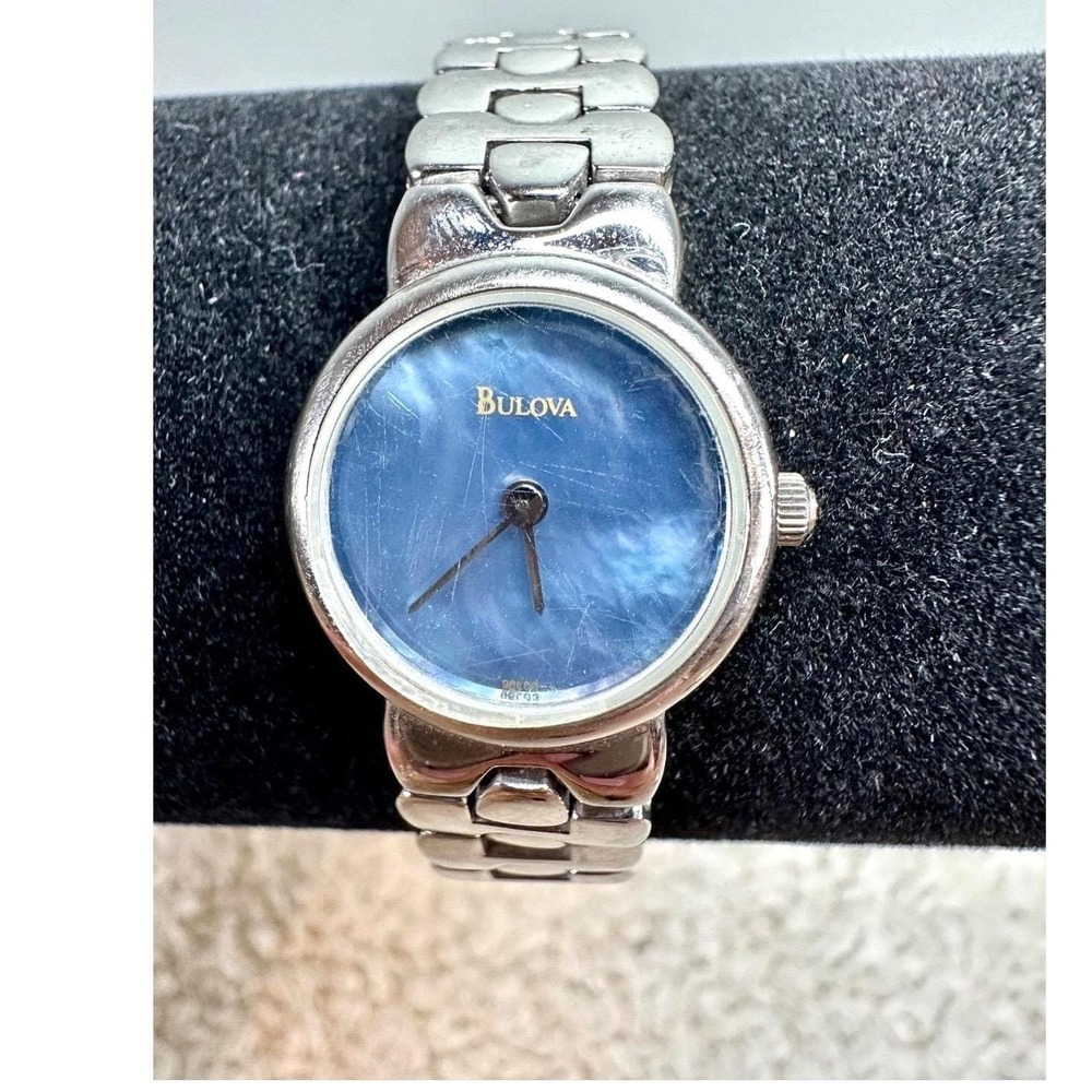 Vintage Y2K Bulova Mother of Pearl Blue Dial Quartz Watch SS Bracelet Runs 6.5"